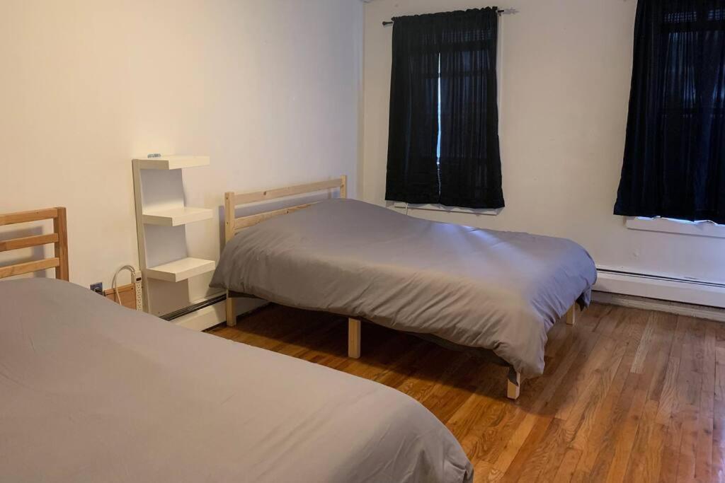 New York Manhattan East Village Экстерьер фото